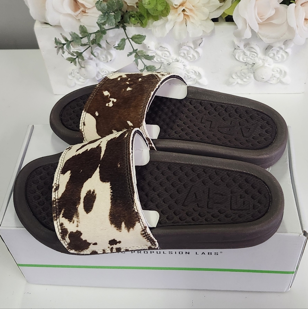 APL Iconic Cow Hair Slides Size 5 - Picture 3 of 8